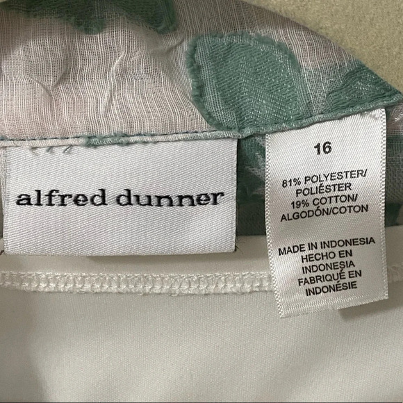 Alfred Dunner 2 Piece Green Flower Top Blouse 16 - Picture 7 of 9